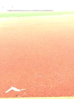 【野战正规军】户外直播空楼啪啪，跑道上露逼回车上口口骑乘车震，很是诱惑喜欢不要错过第02集